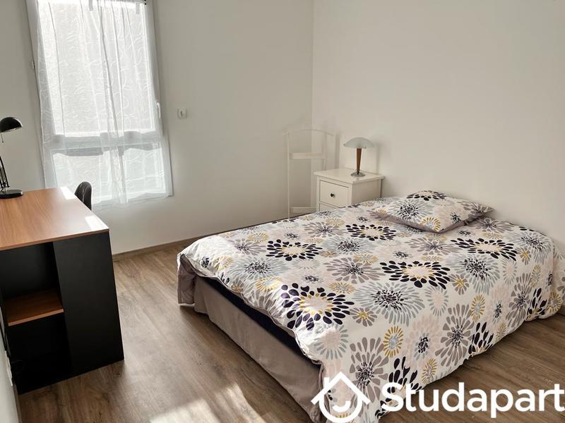 Chambre - 15 m² - 1 pièce