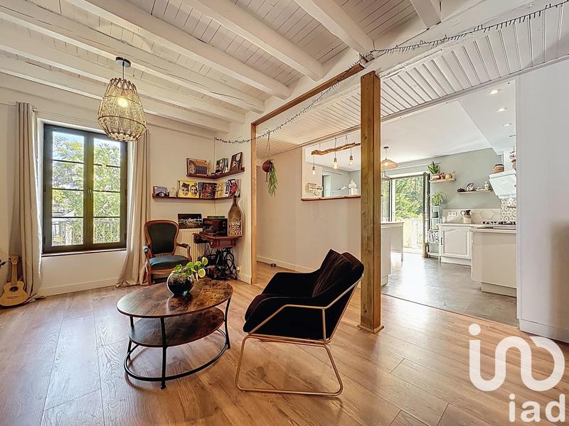 Maison - 157 m² - 9 pièces