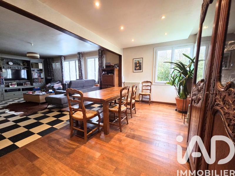 Maison - 151 m² - 6 pièces