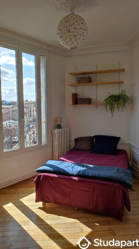 Chambre - 12 m² - 1 pièce