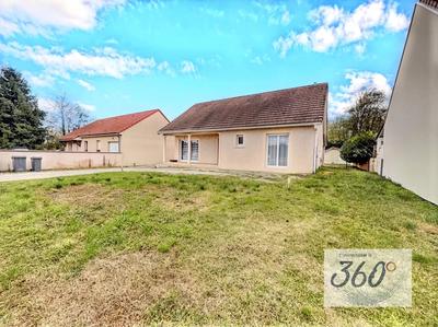 Maison - 95 m² - 3 pièces