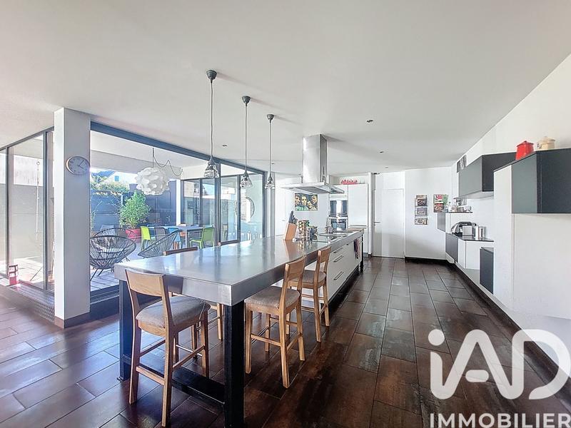 Maison - 197 m² - 6 pièces