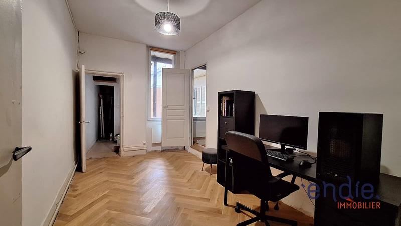 Appartement - 94 m² - 4 pièces