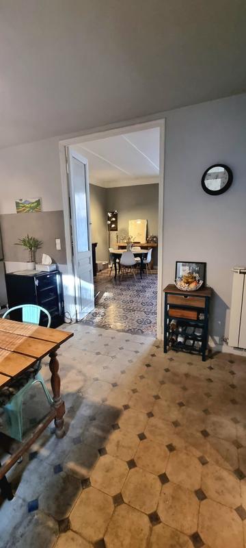 Maison - 290 m² - 8 pièces