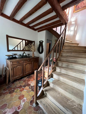 Maison en pierre - 250 m² - 7 pièces