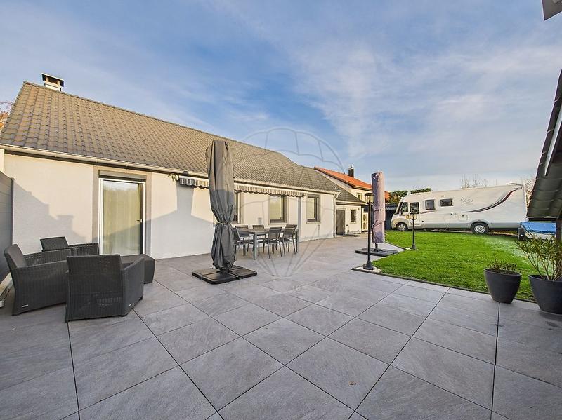 Maison - 88 m² - 5 pièces