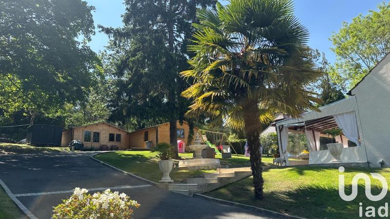 Maison - 140 m² - 5 pièces