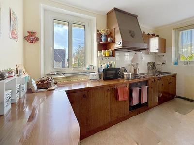 Maison - 91 m² - 5 pièces