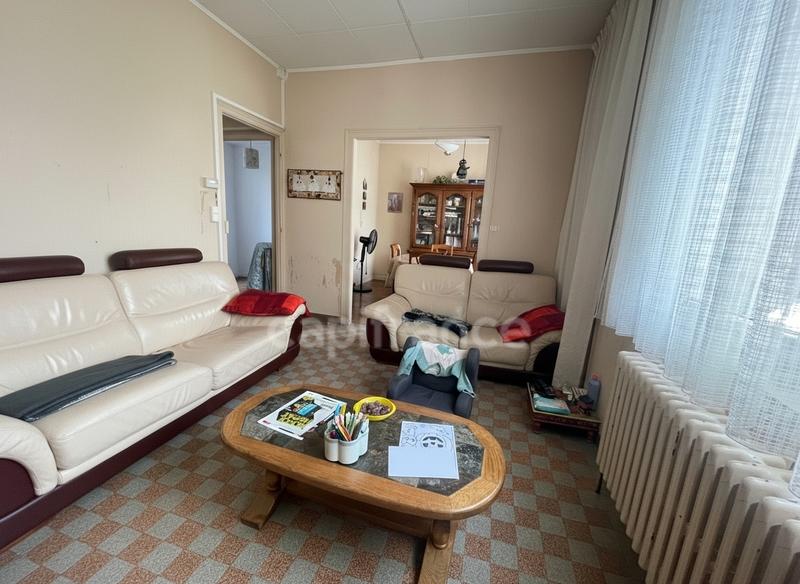 Maison - 98 m² - 4 pièces