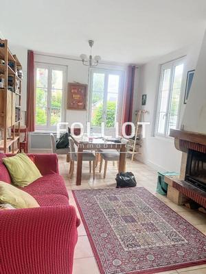 Maison - 70 m² - 5 pièces