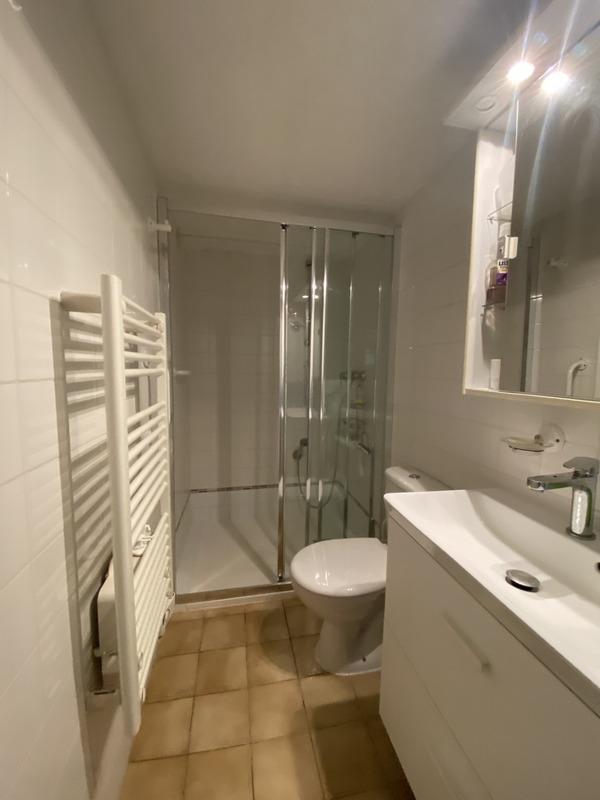 Pavillon - 144 m² - 6 pièces