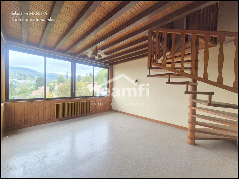 Maison - 168 m² - 10 pièces