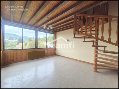 Maison - 168 m² - 10 pièces