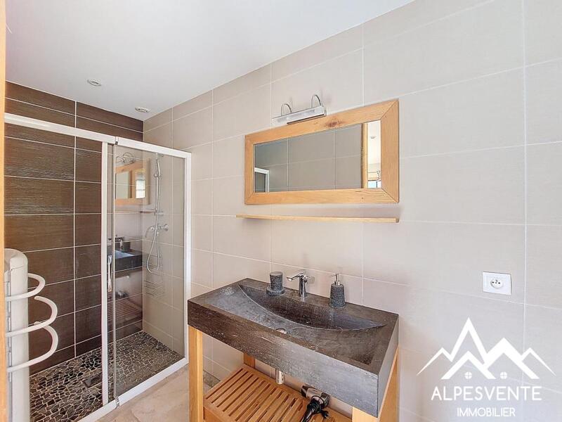 Châlet - 180 m² - 7 pièces