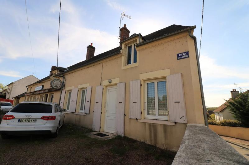 Immeuble mixte - 8 pièces