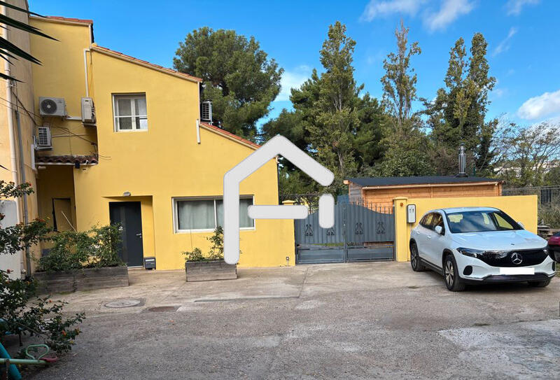 Maison - 100 m² - 5 pièces