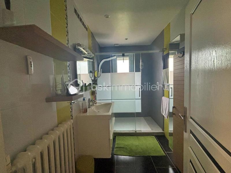 Maison - 75 m² - 5 pièces