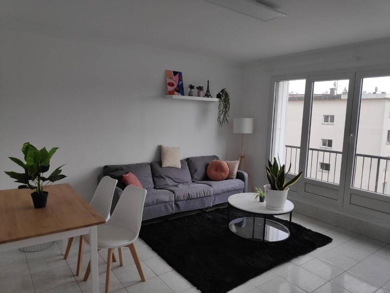 Appartement - 87 m² - 5 pièces