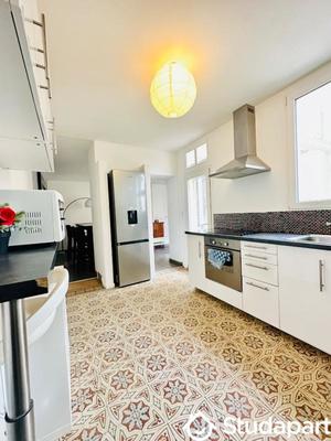 Chambre - 13 m² - 1 pièce