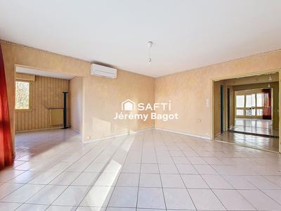 Appartement - 84 m² - 4 pièces