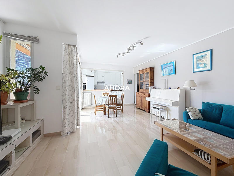 Appartement - 89 m² - 4 pièces