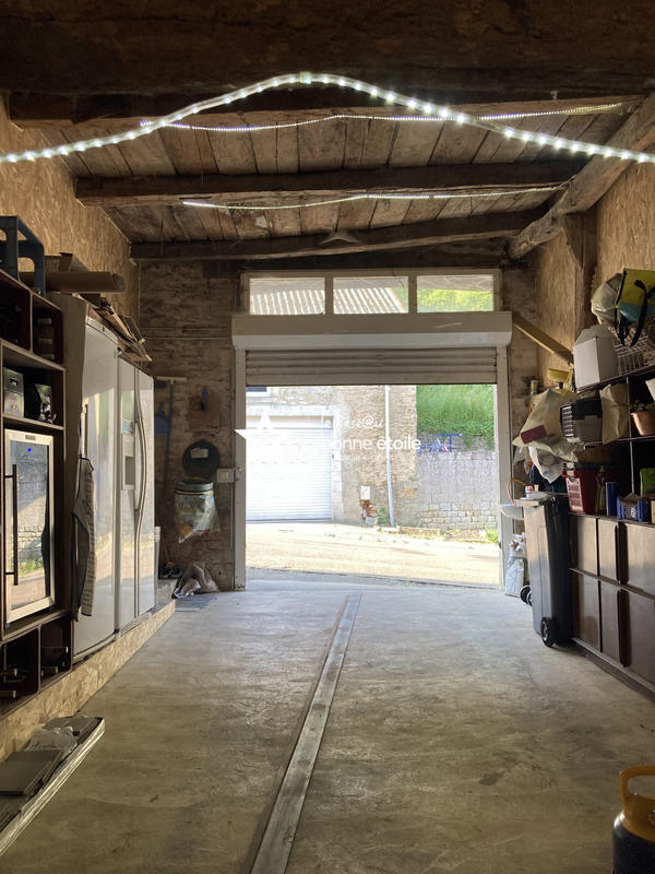 Maison - 230 m² - 10 pièces