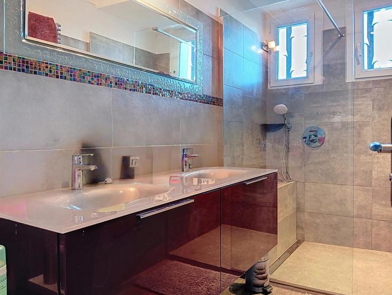 Maison - 111 m² - 5 pièces