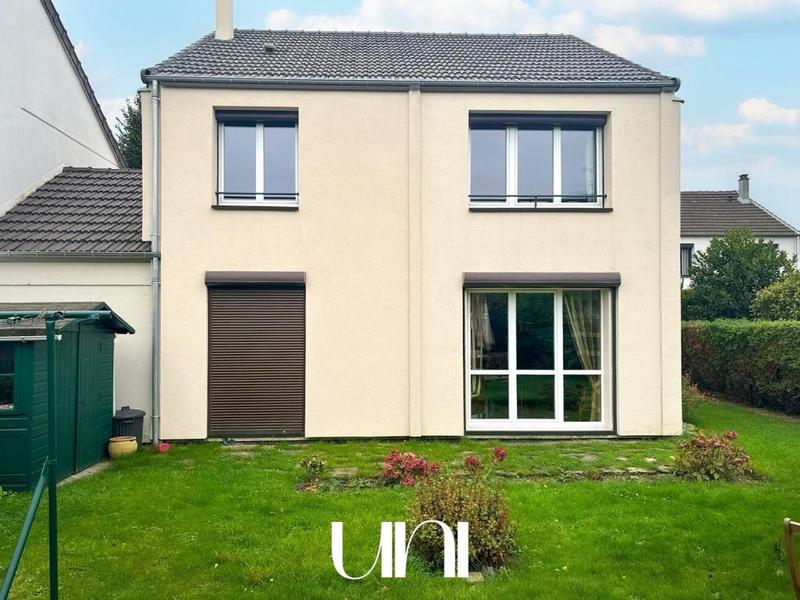 Maison - 110 m² - 6 pièces