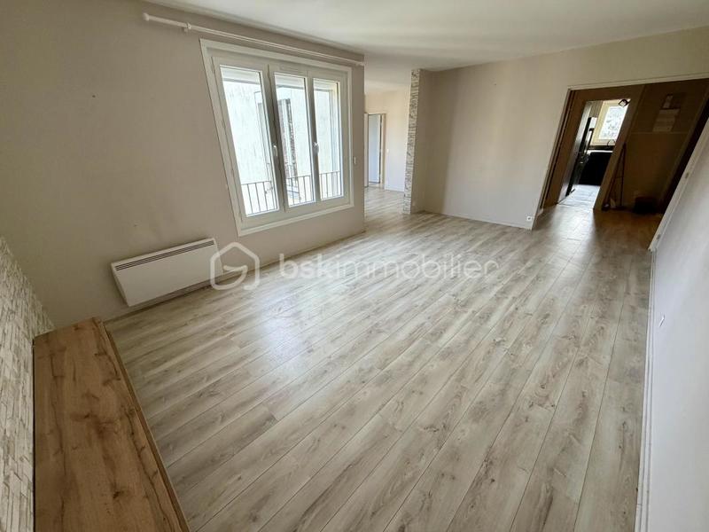 Appartement - 100 m² - 5 pièces