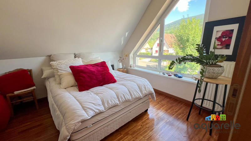 Maison - 250 m² - 7 pièces