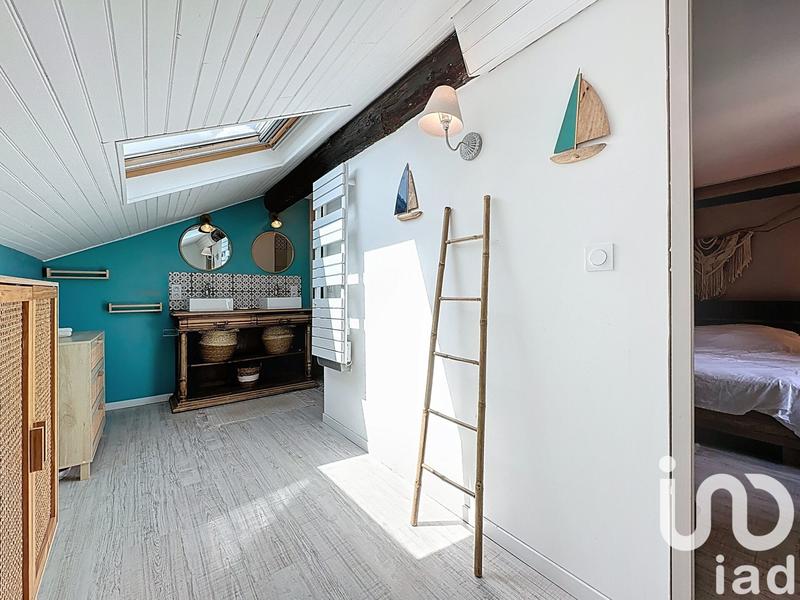 Maison - 157 m² - 9 pièces