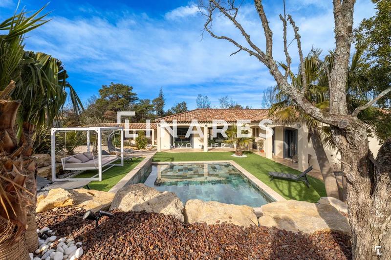 Villa - 162 m² - 6 pièces