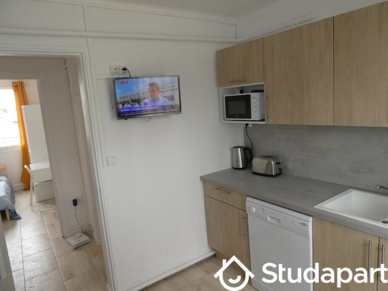 Chambre - 11 m² - 1 pièce