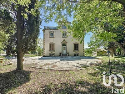 Maison - 283 m² - 10 pièces
