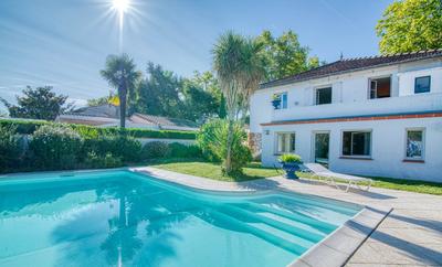 Maison - 170 m² - 6 pièces