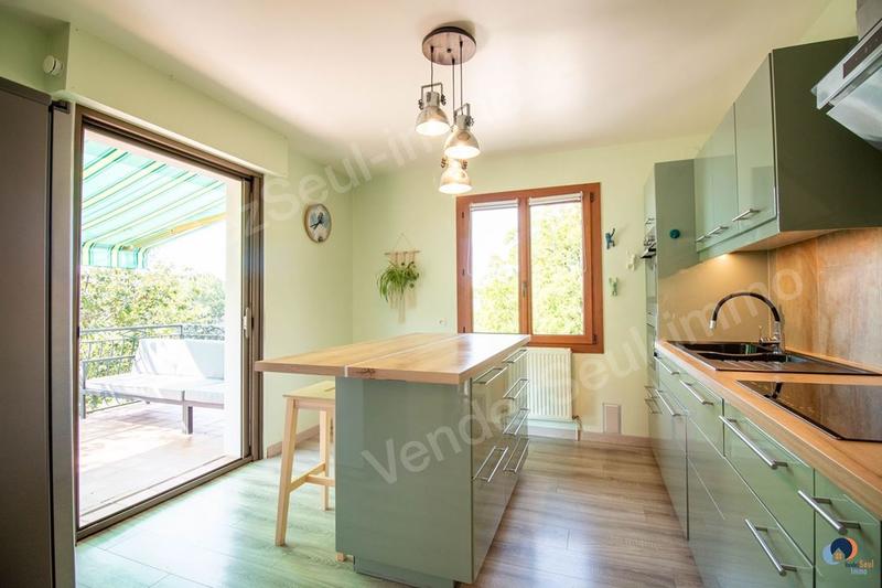 Maison traditionnelle - 103 m² - 4 pièces