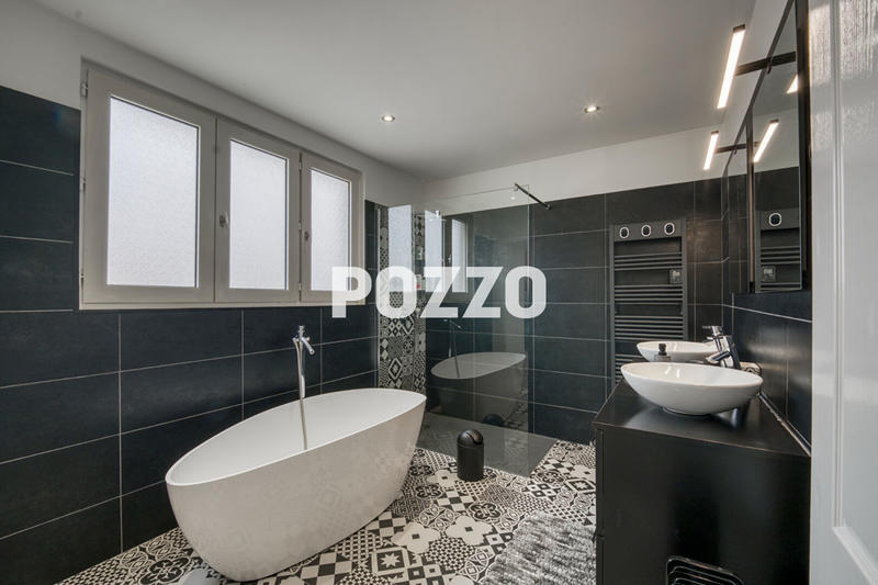 Maison - 172 m² - 6 pièces