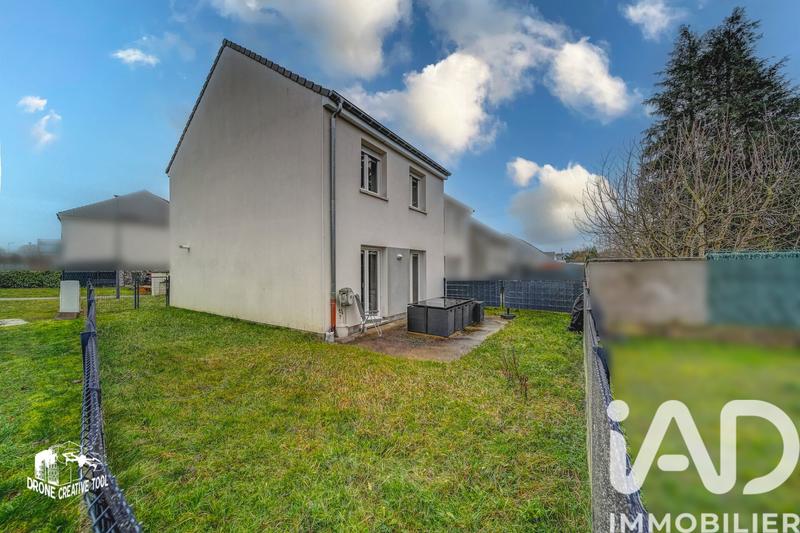 Maison - 80 m² - 5 pièces