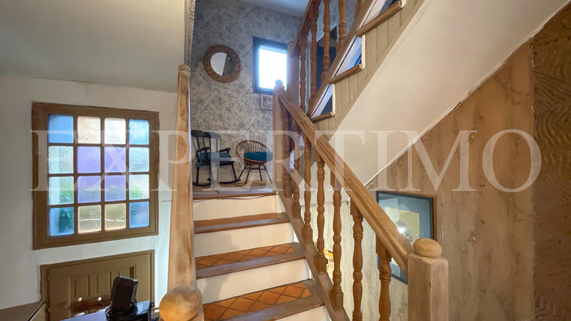 Maison - 98 m² - 6 pièces