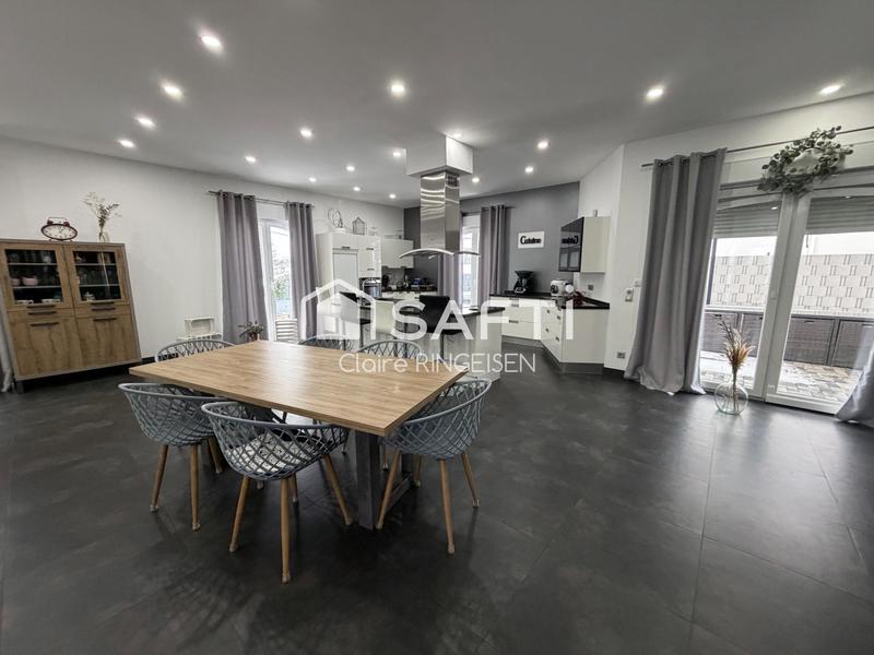 Maison - 170 m² - 6 pièces