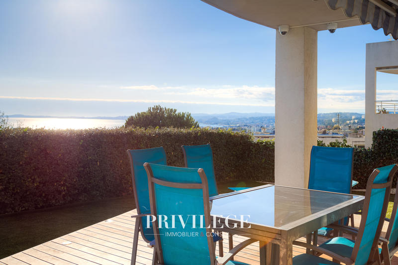 Appartement - 77 m² - 4 pièces