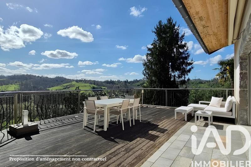 Maison - 135 m² - 5 pièces