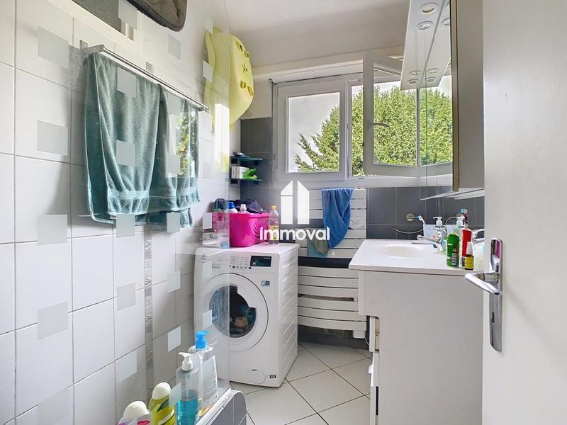 Maison - 97 m² - 5 pièces