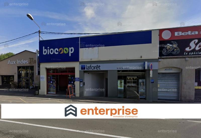 Local commercial - 120 m²