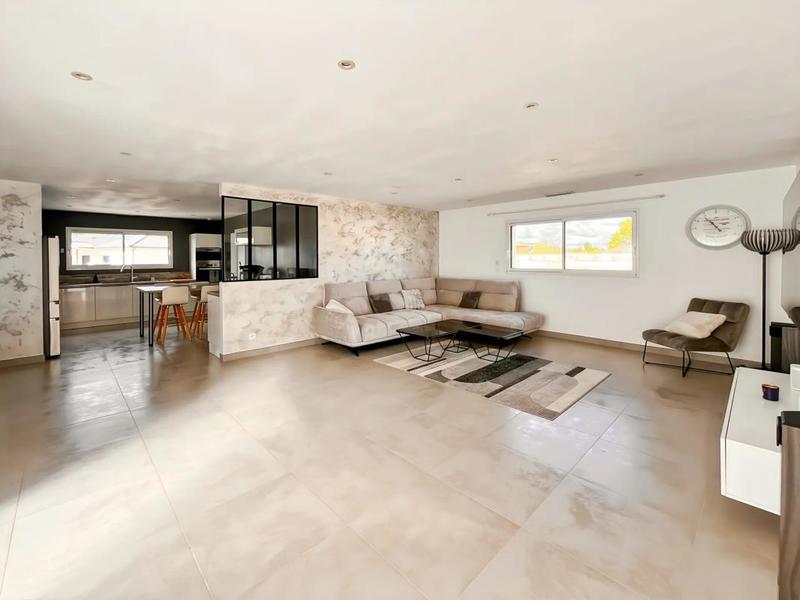 Maison - 125 m² - 5 pièces