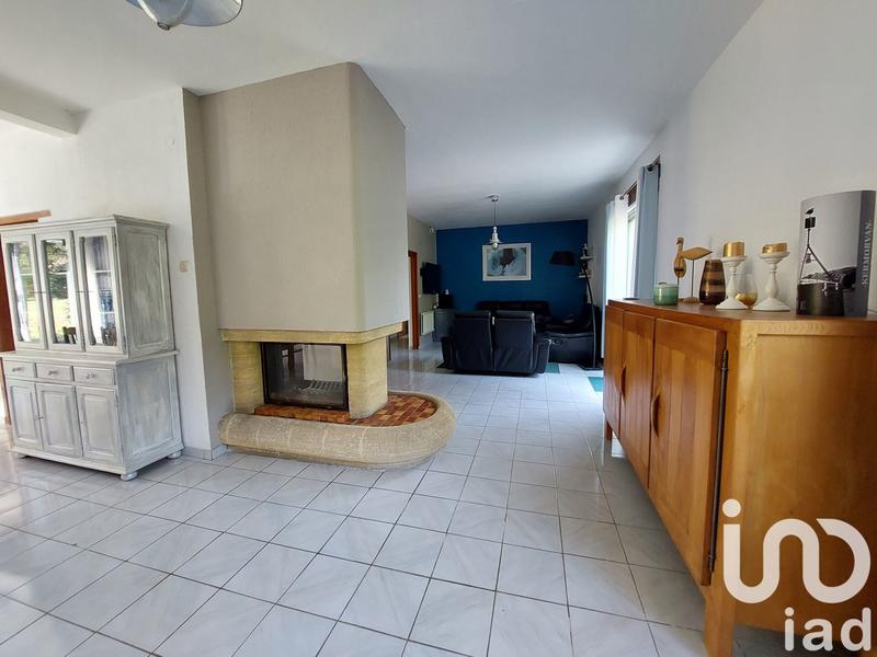 Maison - 209 m² - 9 pièces