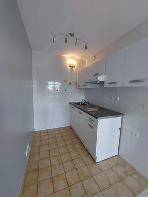 Studio - 30 m² - 1 pièce