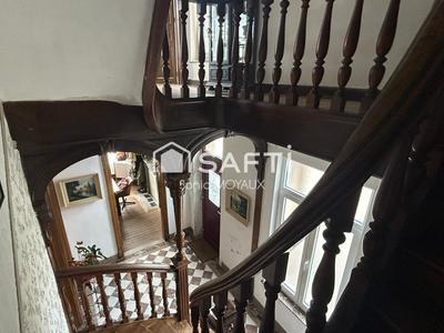 Maison de maîtres - 230 m² - 10 pièces