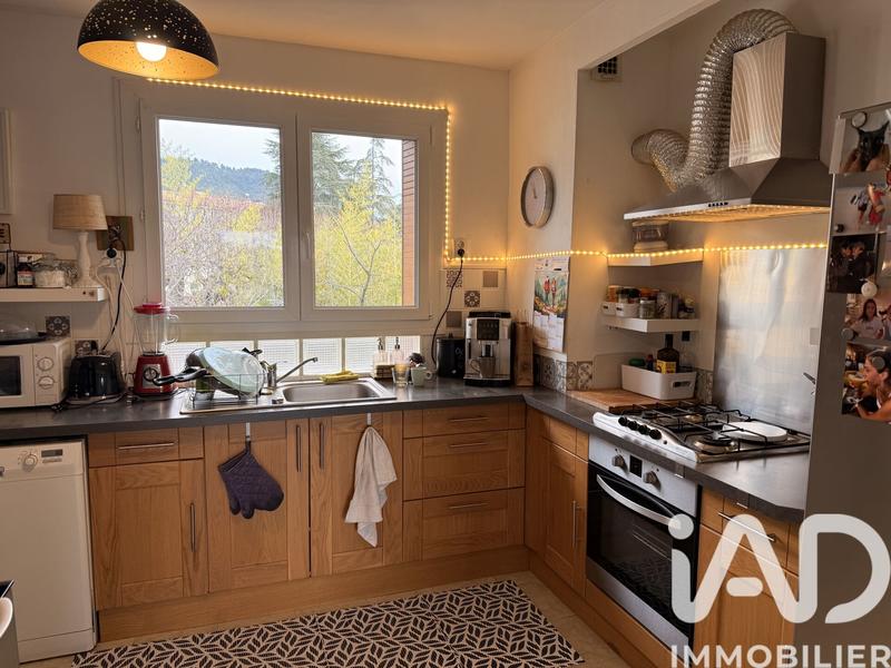Appartement - 88 m² - 4 pièces