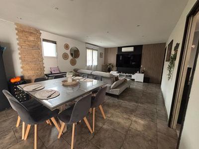 Maison - 108 m² - 4 pièces